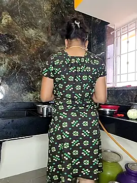 Snapshot of Tamil_Shalini_Lustyy chatting on November 22, 2025, 1:37 am Tamil Shalini Lustyy online show from November 22, 2025, 1:37 am