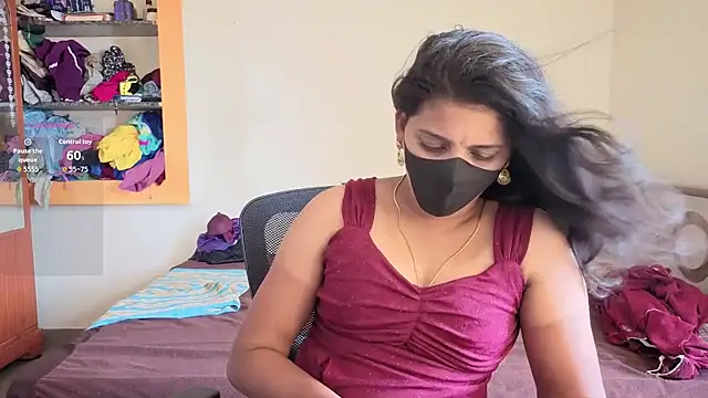 Tamil Shalini Lustyy online show from April 28, 2026, 5:01 am