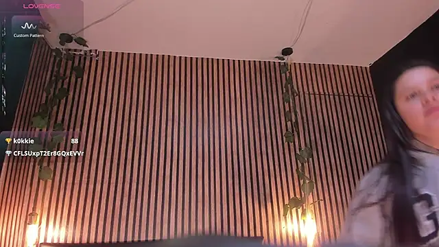 Snapshot of Victoria_Ponce1 chatting on February 25, 2025, 10:18 pm Victoria Ponce1 online show from February 25, 2025, 10:18 pm