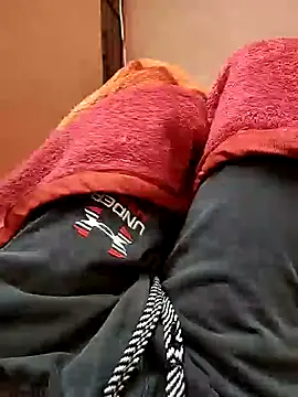 Snapshot of RMP05 chatting on December 23, 2024, 5:43 pm RMP05 online show from December 23, 2024, 5:43 pm