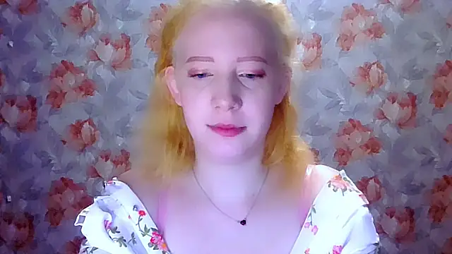 Snapshot of MelxMellie chatting on April 24, 2026, 12:57 am MelxMellie online show from April 24, 2026, 12:57 am