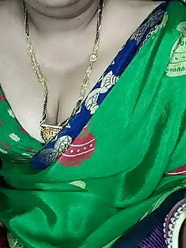 Snapshot of Mayuri77 chatting on January 30, 2025, 7:37 pm Mayuri77 online show from January 30, 2025, 7:37 pm