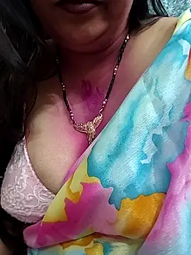 Snapshot of Mayuri77 chatting on March 13, 2025, 6:56 pm Mayuri77 online show from March 13, 2025, 6:56 pm