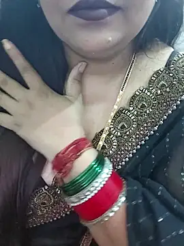 Snapshot of Mayuri77 chatting on October 6, 2025, 7:17 am Mayuri77 online show from October 6, 2025, 7:17 am