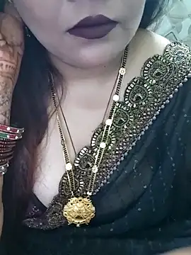 Snapshot of Mayuri77 chatting on October 14, 2025, 5:25 pm Mayuri77 online show from October 14, 2025, 5:25 pm