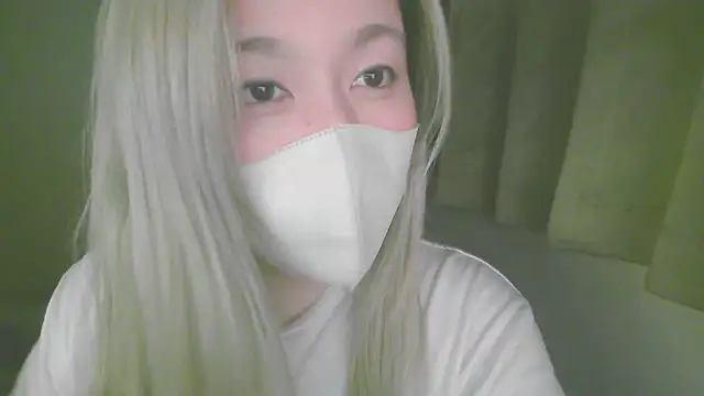 Snapshot of Remi_official chatting on July 4, 2026, 6:03 pm Remi official online show from July 4, 2026, 6:03 pm