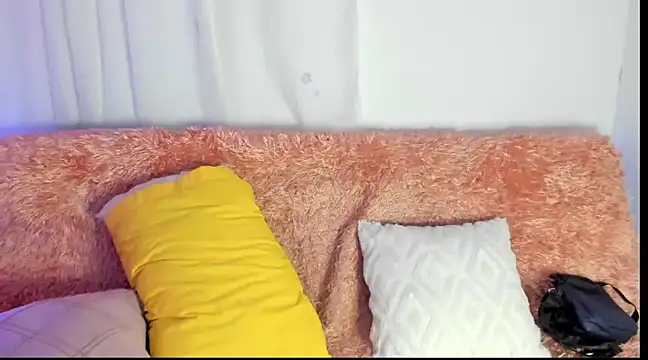 alessandro 2005 online show from February 9, 2025, 10:21 pm