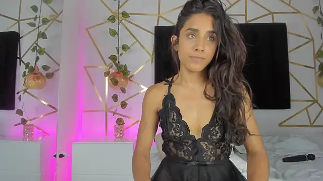 Snapshot of Ambeer_Rousess chatting on January 30, 2025, 10:30 pm Ambeer Rousess online show from January 30, 2025, 10:30 pm