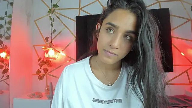 Snapshot of Ambeer_Rousess chatting on March 10, 2025, 11:16 pm Ambeer Rousess online show from March 10, 2025, 11:16 pm