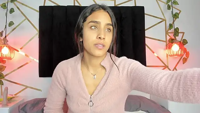 Snapshot of Ambeer_Rousess chatting on March 13, 2025, 12:27 am Ambeer Rousess online show from March 13, 2025, 12:27 am