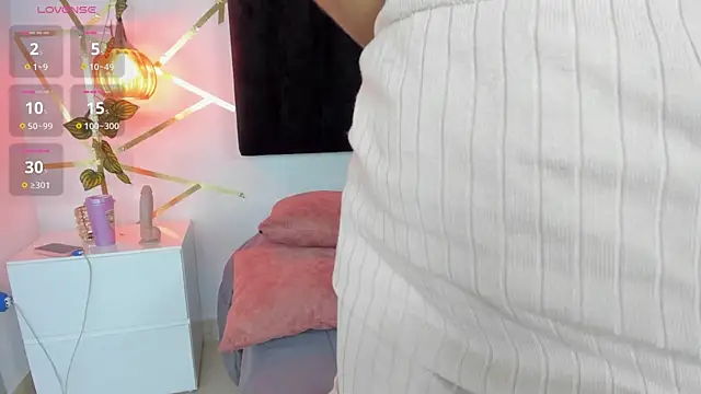 Snapshot of Ambeer_Rousess chatting on March 22, 2025, 6:00 am Ambeer Rousess online show from March 22, 2025, 6:00 am