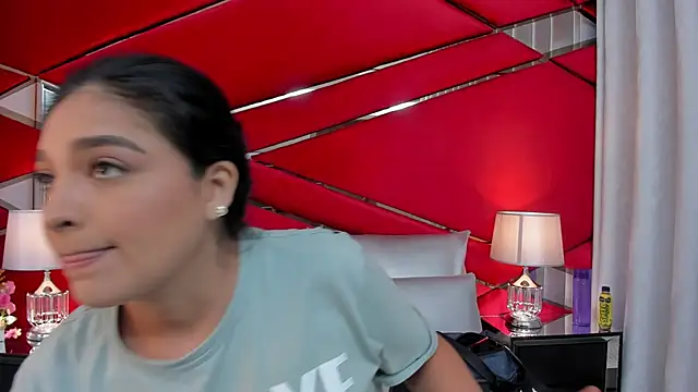 AdeleGray online show from March 6, 2025, 11:58 am