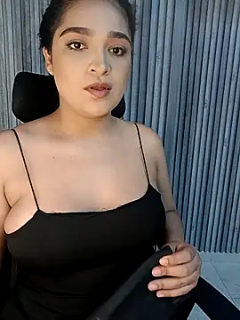 AdeleGray online show from October 28, 2025, 11:58 am