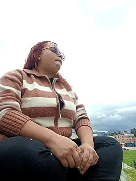 CURVY-HORNY online show from September 24, 2025, 7:39 pm