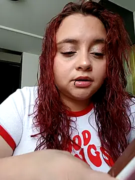 Snapshot of CURVY-HORNY chatting on May 11, 2026, 9:12 pm CURVY-HORNY online show from May 11, 2026, 9:12 pm