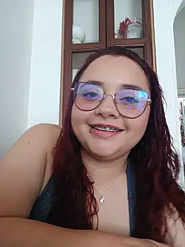 Snapshot of CURVY-HORNY chatting on May 17, 2026, 7:43 pm CURVY-HORNY online show from May 17, 2026, 7:43 pm