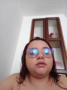Snapshot of CURVY-HORNY chatting on May 29, 2026, 9:13 pm CURVY-HORNY online show from May 29, 2026, 9:13 pm