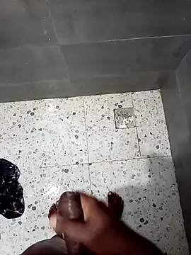 Snapshot of Zoy1 chatting on September 20, 2025, 12:06 pm Zoy1 online show from September 20, 2025, 12:06 pm