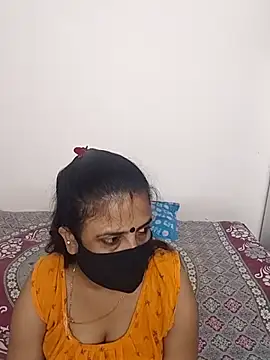 Snapshot of Cute-manisha chatting on April 7, 2026, 1:39 am Cute-manisha online show from April 7, 2026, 1:39 am