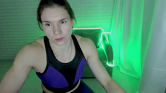 Lisa Ray online show from February 19, 2025, 1:51 am