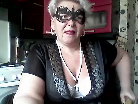 Snapshot of Lisa_Suzie chatting on March 18, 2026, 9:01 am Lisa Suzie online show from March 18, 2026, 9:01 am