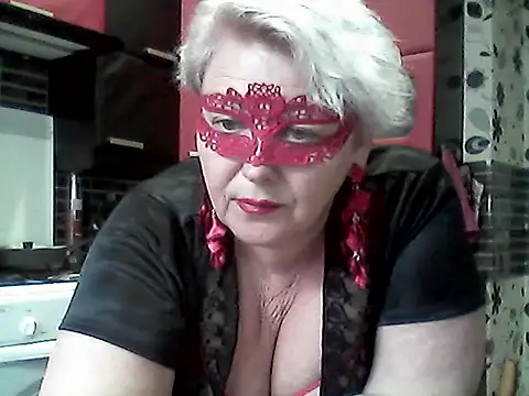 Snapshot of Lisa_Suzie chatting on April 20, 2026, 1:47 pm Lisa Suzie online show from April 20, 2026, 1:47 pm