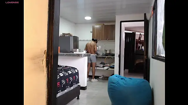 maximo vega newv online show from December 23, 2024, 3:33 pm