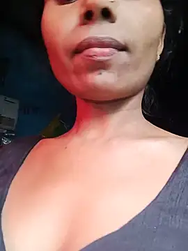 Snapshot of Kajal__Mehra chatting on July 2, 2026, 4:07 am Kajal Mehra online show from July 2, 2026, 4:07 am