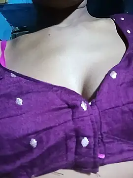 Snapshot of Kajal__Mehra chatting on July 28, 2026, 4:39 pm Kajal Mehra online show from July 28, 2026, 4:39 pm