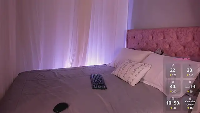 Snapshot of Lia_Sweett_ chatting on January 30, 2025, 2:15 pm Lia Sweett online show from January 30, 2025, 2:15 pm