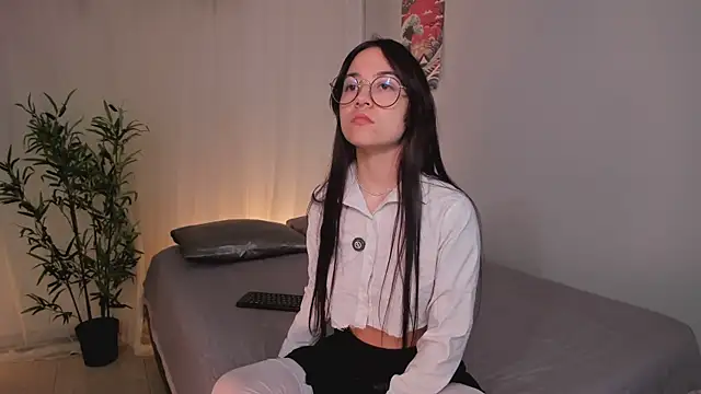 Snapshot of Lia_Sweett_ chatting on June 11, 2026, 4:27 pm Lia Sweett online show from June 11, 2026, 4:27 pm