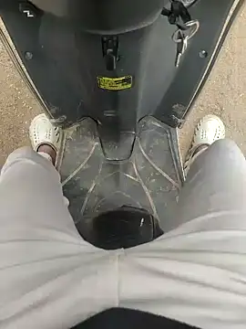 Snapshot of raamcxy chatting on December 21, 2024, 4:30 am raamcxy online show from December 21, 2024, 4:30 am