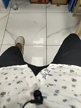 Snapshot of raamcxy chatting on December 27, 2024, 2:22 pm raamcxy online show from December 27, 2024, 2:22 pm