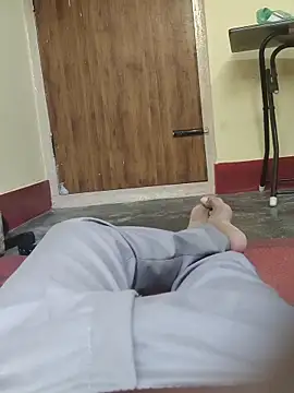 Snapshot of raamcxy chatting on February 14, 2026, 8:22 am raamcxy online show from February 14, 2026, 8:22 am