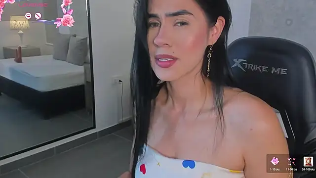 stephanya  online show from July 17, 2026, 12:45 pm