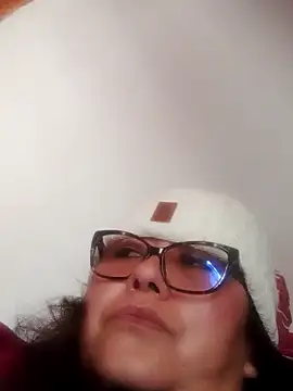 Darly Gomez online show from December 31, 2024, 1:41 pm