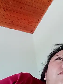 Darly Gomez online show from February 15, 2025, 9:15 pm