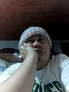 Darly Gomez online show from February 12, 2026, 4:07 am