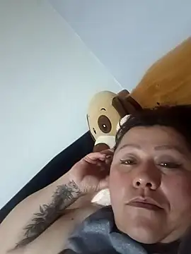 Darly Gomez online show from April 30, 2026, 1:34 am