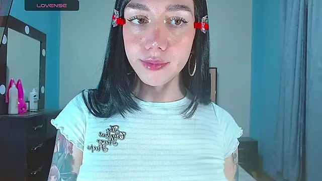 karla zambrano online show from April 22, 2026, 11:39 pm