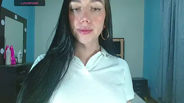 karla zambrano online show from May 2, 2026, 7:19 pm