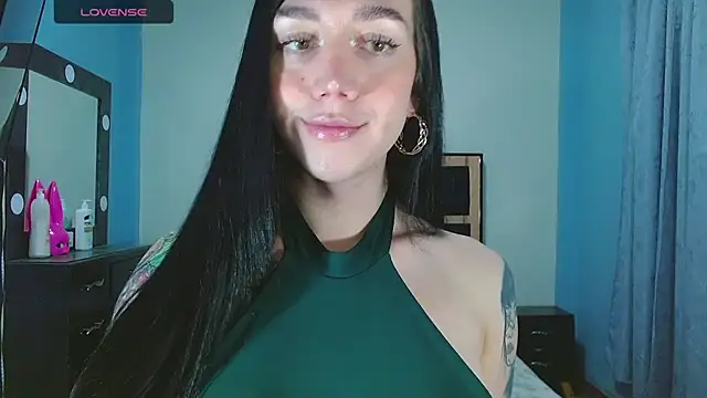 karla zambrano online show from May 6, 2026, 7:08 pm