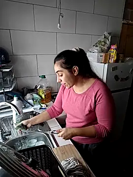 Ursumi1 online show from December 19, 2025, 11:06 am