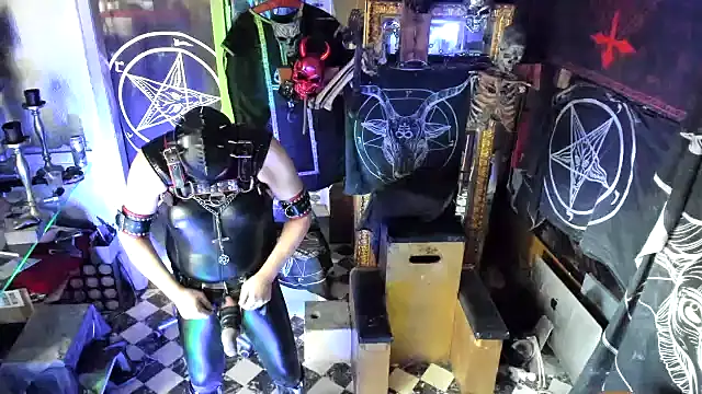 BULGEDEMON online show from November 3, 2025, 9:21 am