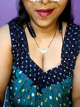 Sexy Mona Bhabhi online show from March 17, 2026, 6:22 pm