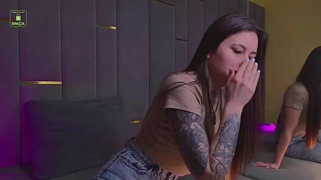 Ishtar Divine online show from February 3, 2025, 2:02 pm