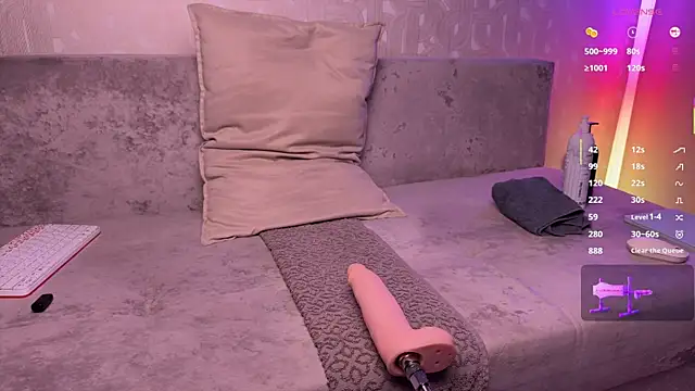 Snapshot of Walt_Enjoy chatting on July 20, 2026, 8:44 pm Walt Enjoy online show from July 20, 2026, 8:44 pm