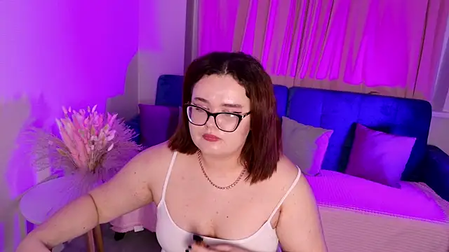 Snapshot of Jessica_Joy chatting on January 16, 2025, 11:16 pm Jessica Joy online show from January 16, 2025, 11:16 pm