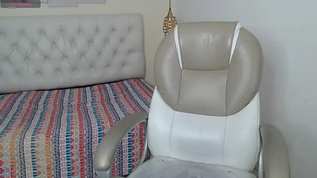 Snapshot of Jheidertwink chatting on December 18, 2024, 3:47 am Jheidertwink online show from December 18, 2024, 3:47 am