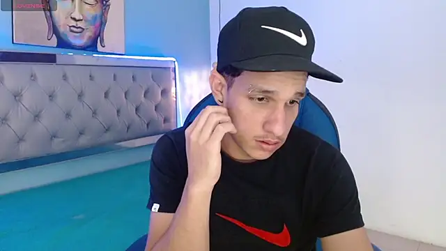 Snapshot of Jheidertwink chatting on February 3, 2025, 4:04 am Jheidertwink online show from February 3, 2025, 4:04 am